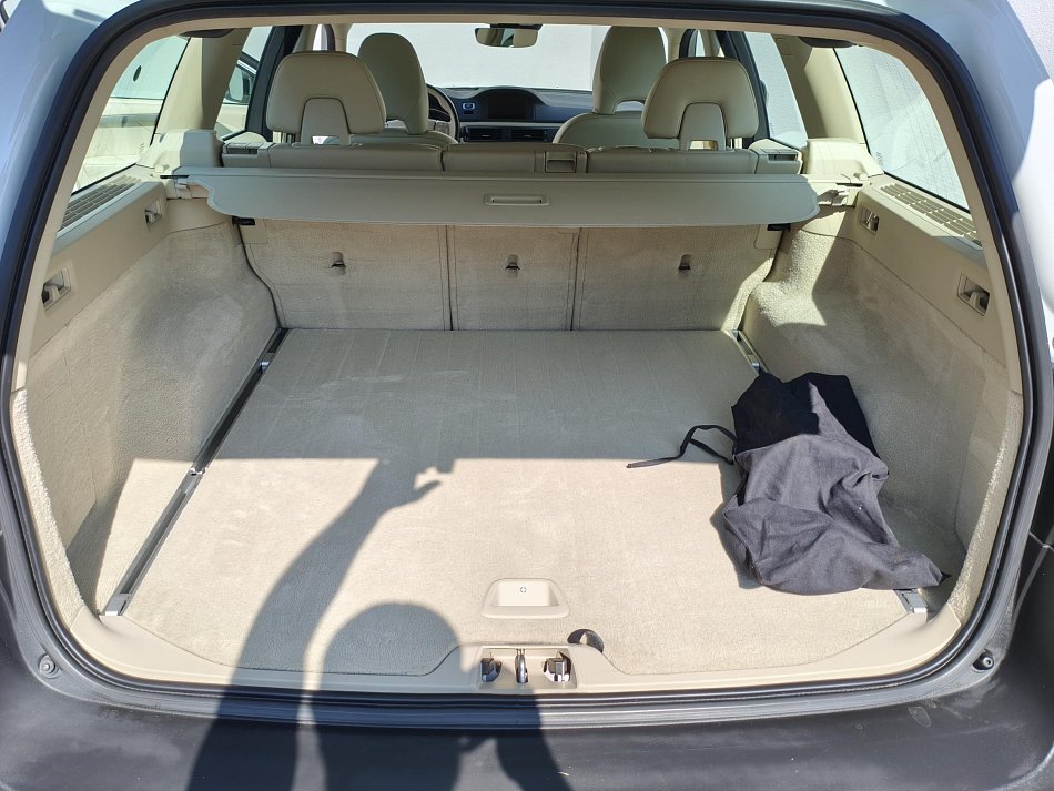 Volvo XC70 2.4 D4  AWD