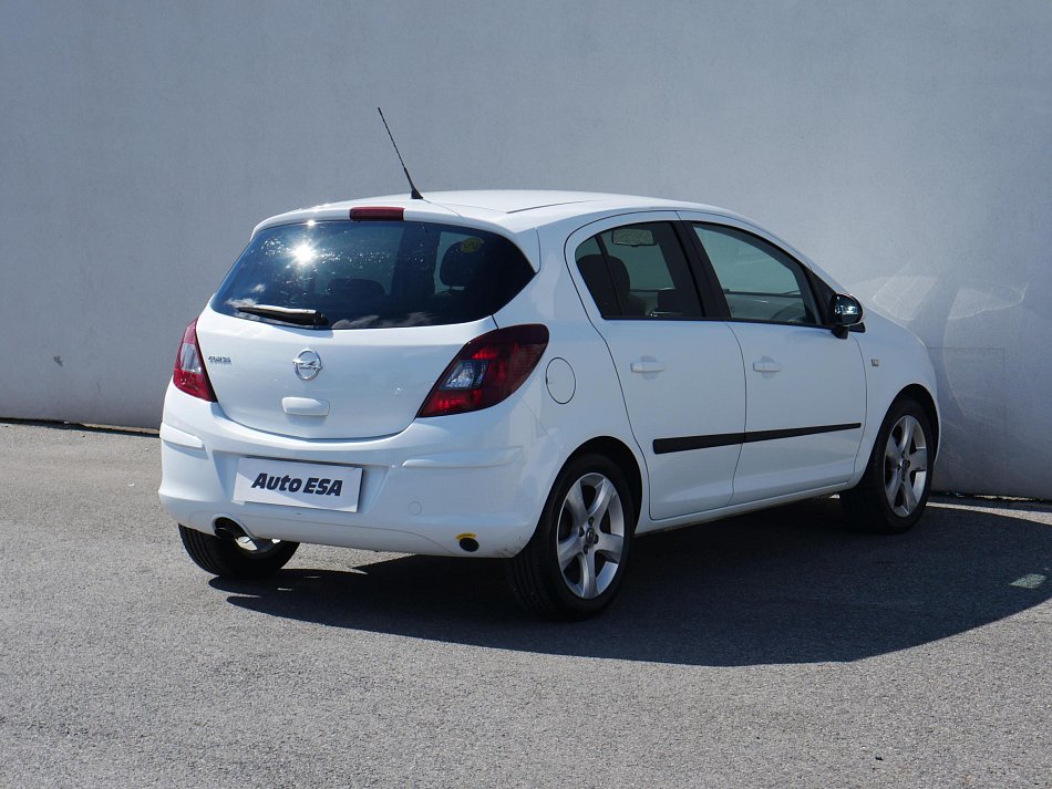 Opel Corsa 1.2i 