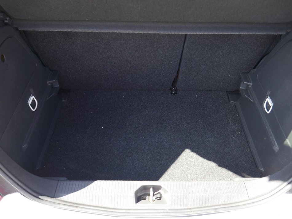 Opel Corsa 1.2i 