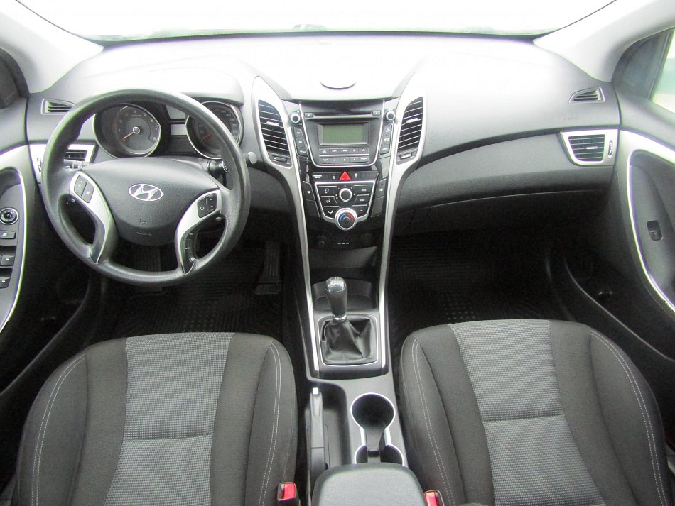 Hyundai I30 1.4i Trikolor