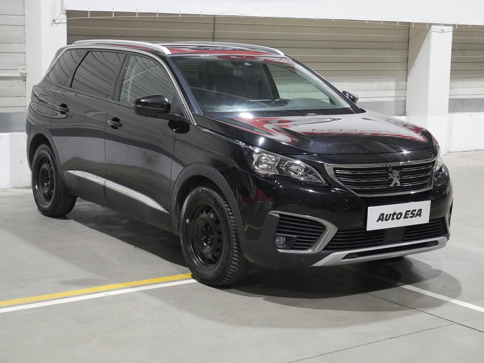 Peugeot 5008 1.5 HDi 