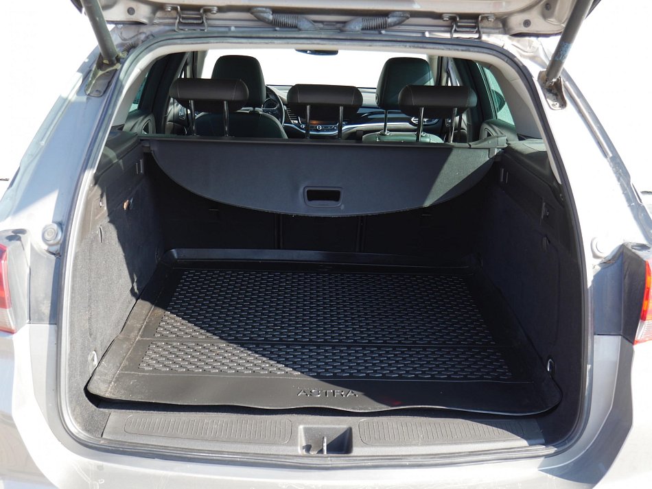 Opel Astra 1.6 CDTi 