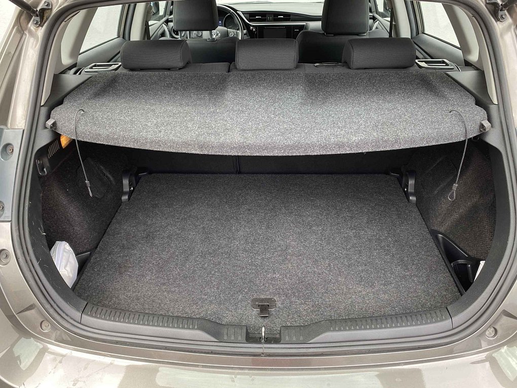 Toyota Auris 1.6i 