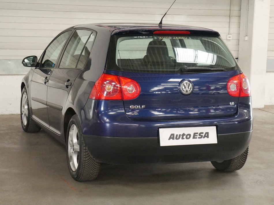 Volkswagen Golf 1.6i 