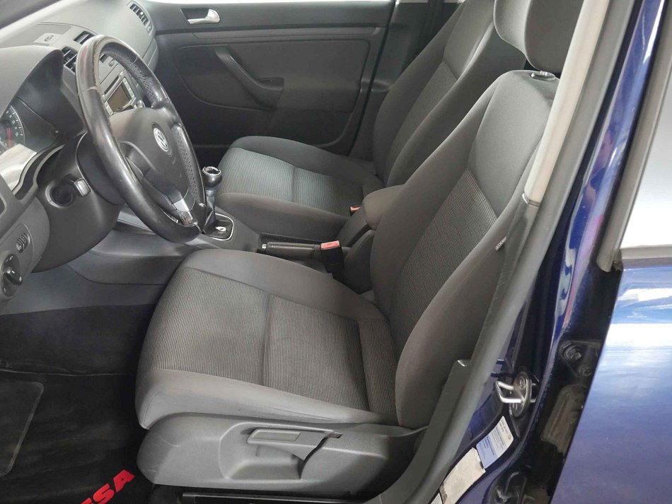 Volkswagen Golf 1.6i 