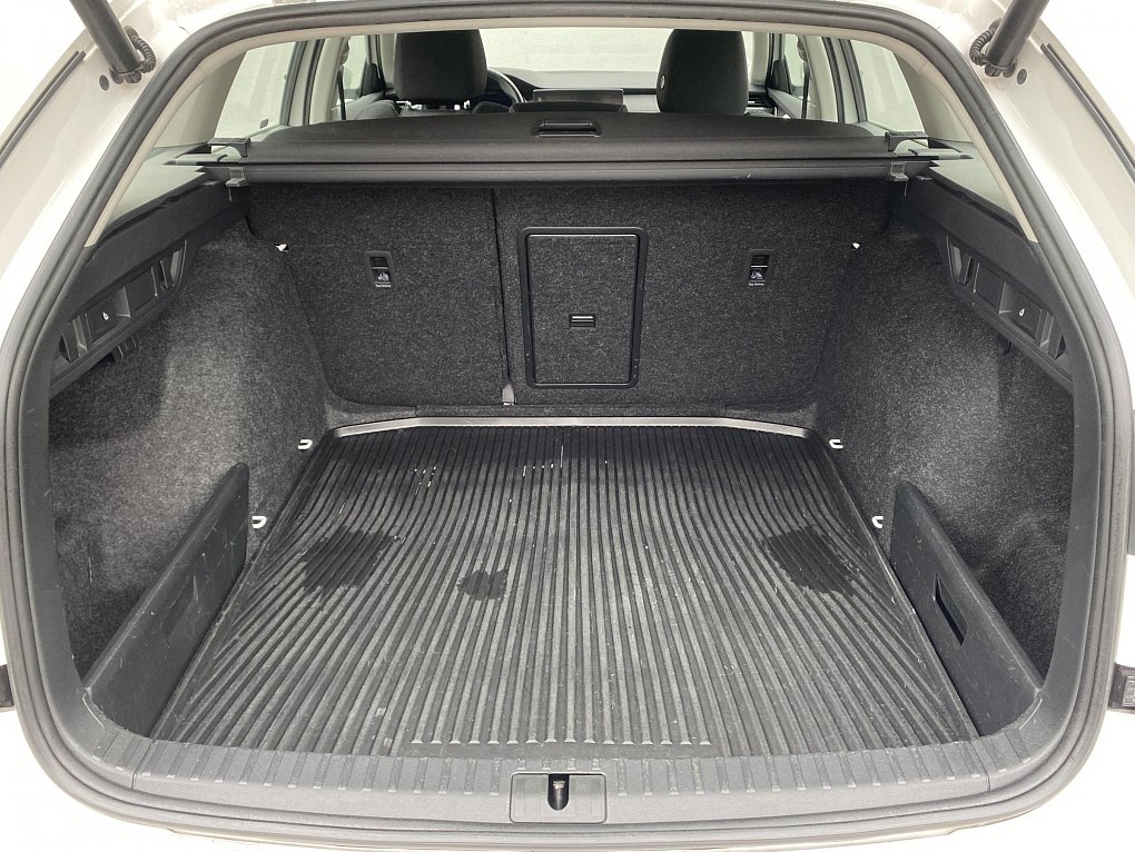 Škoda Octavia IV 2.0 TDi Style