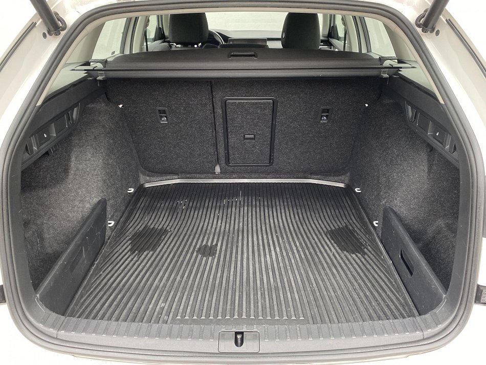 Škoda Octavia IV 2.0 TDi Style