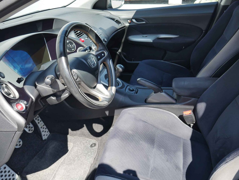 Honda Civic 1.8i-VTEC 
