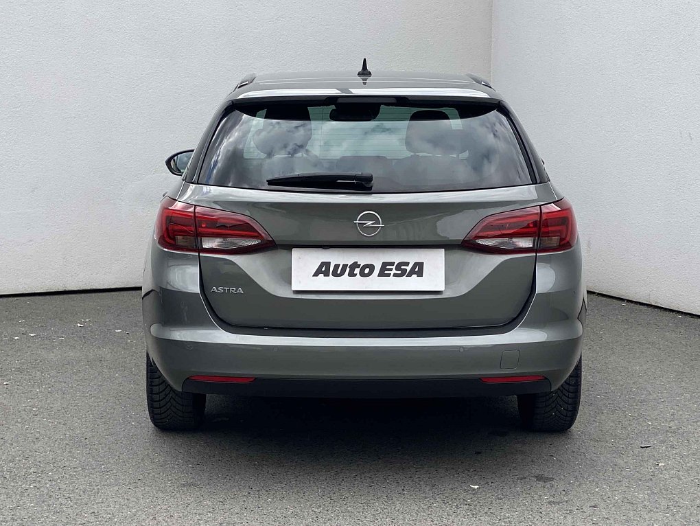 Opel Astra 1.5 CDTi Dynamic