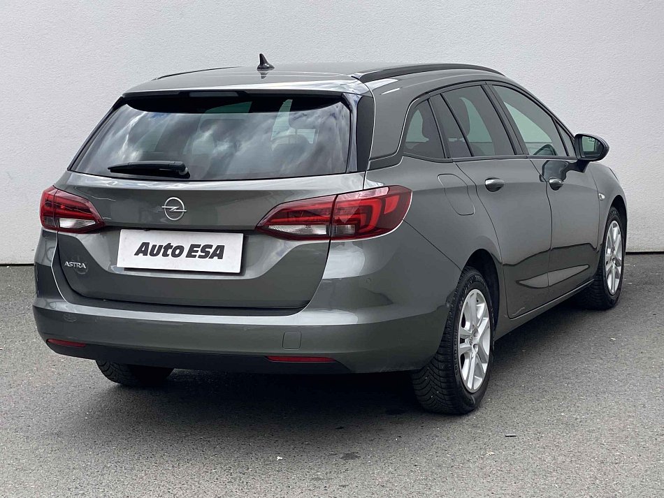 Opel Astra 1.5 CDTi Dynamic