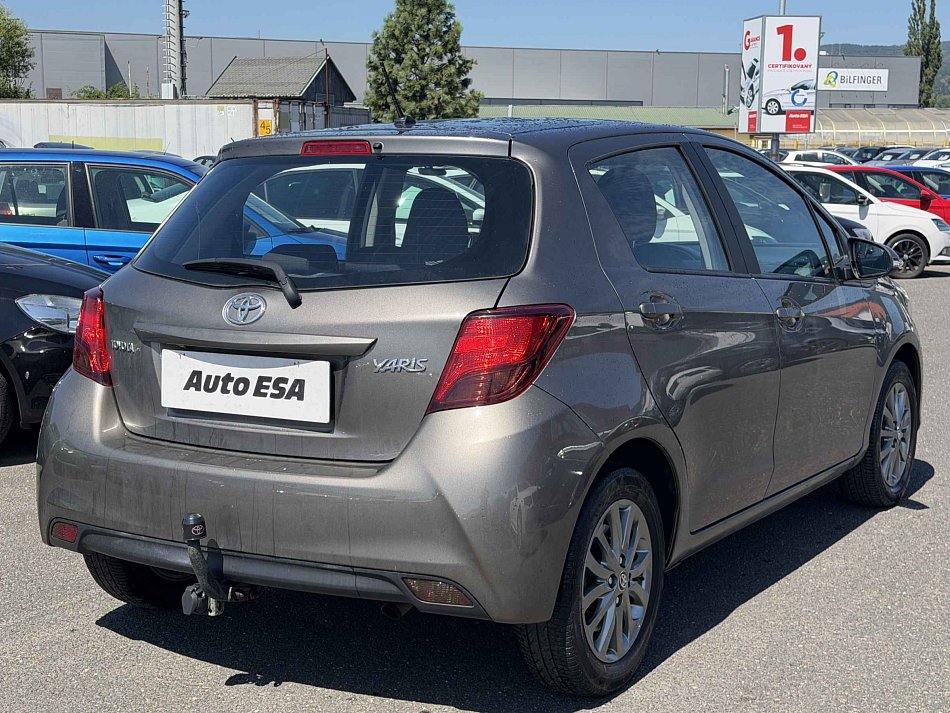 Toyota Yaris 1.3i 