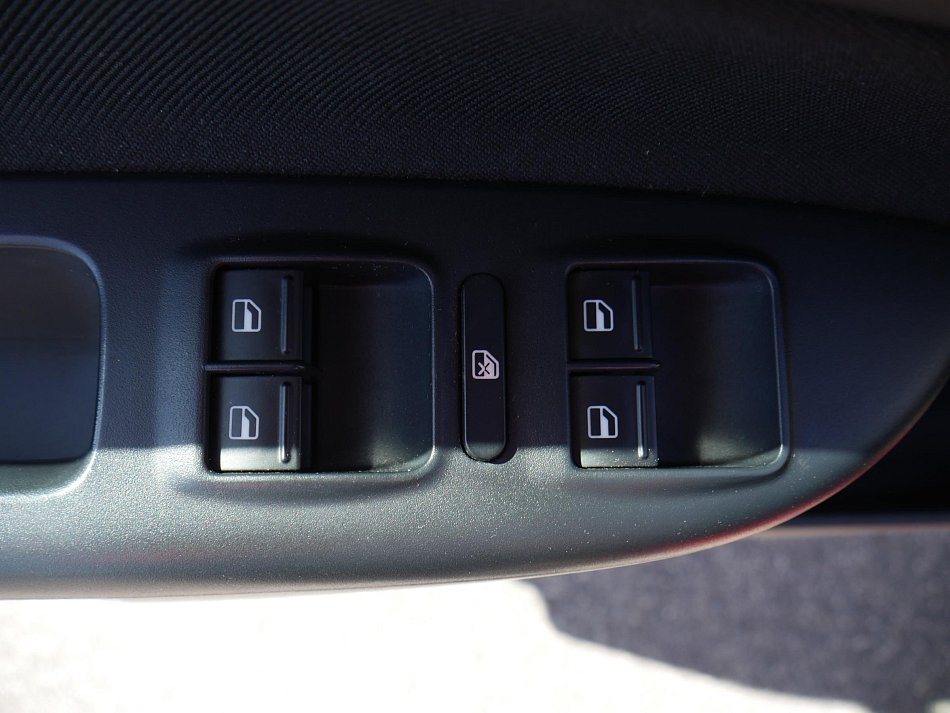Škoda Octavia II 1.6 TDi Ambiente