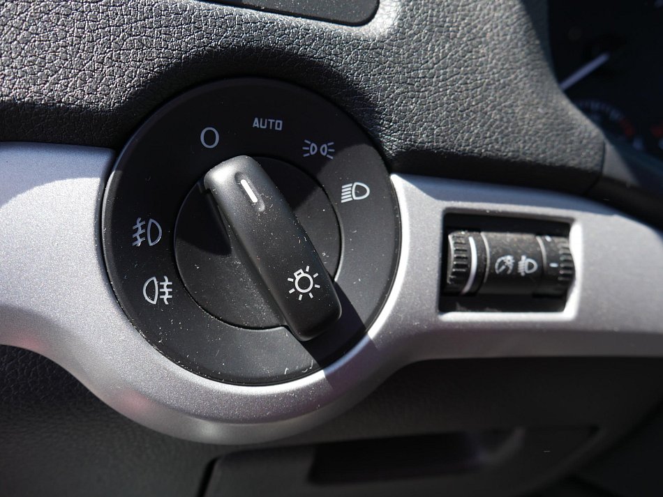 Škoda Octavia II 1.6 TDi Ambiente