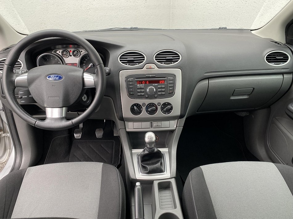 Ford Focus 1.6i 