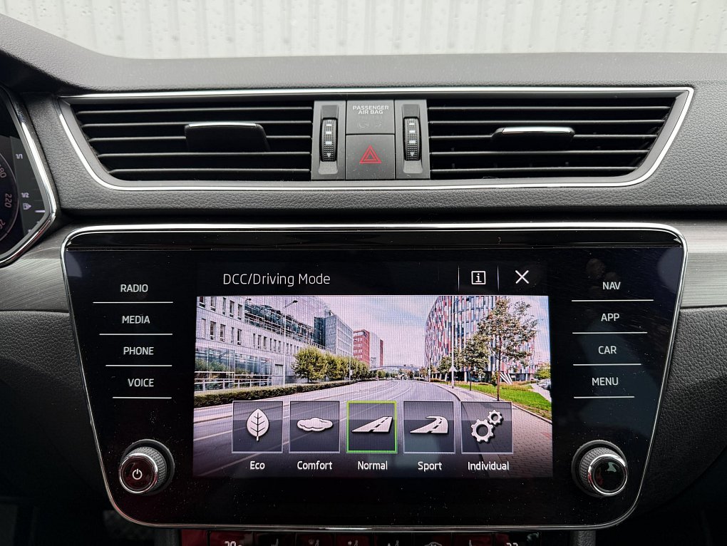 Škoda Superb III 2.0 TDi Style