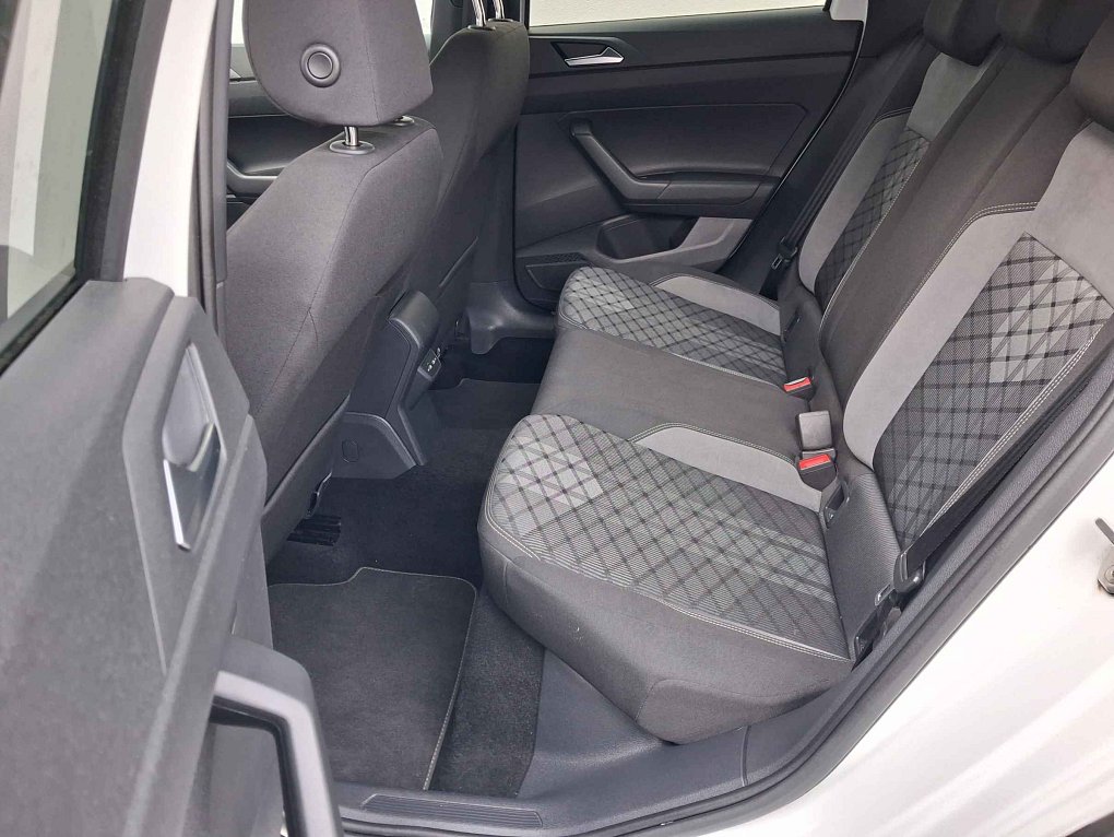 Volkswagen Taigo 1.0TSi R-Line