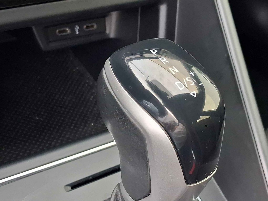 Volkswagen Taigo 1.0TSi R-Line
