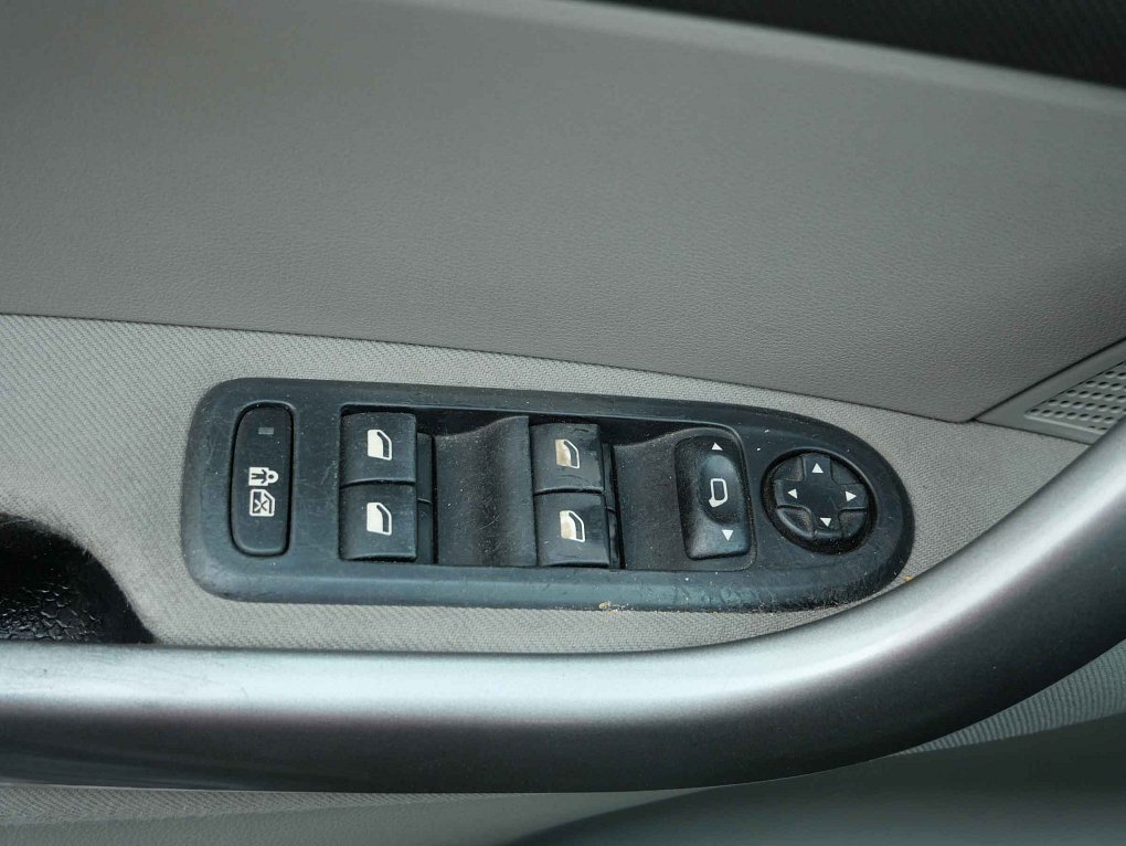 Peugeot 308 1.6VTi 