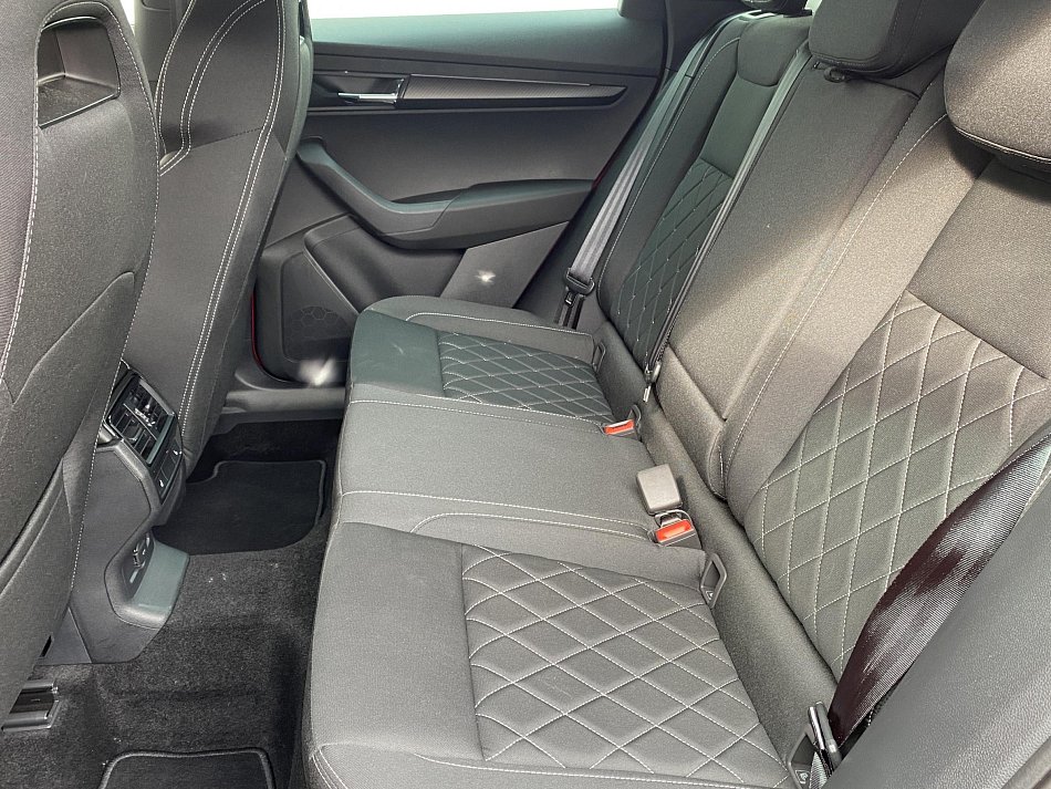 Škoda Karoq 2.0 TSi SportLine 4X4