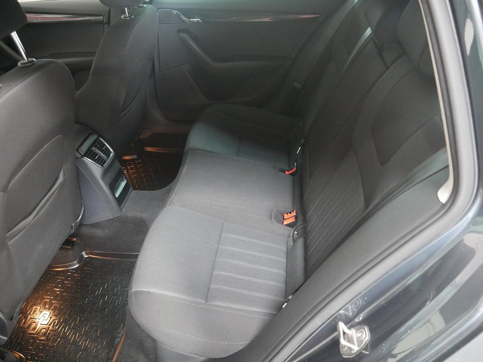 Škoda Octavia III 1.6TDi 