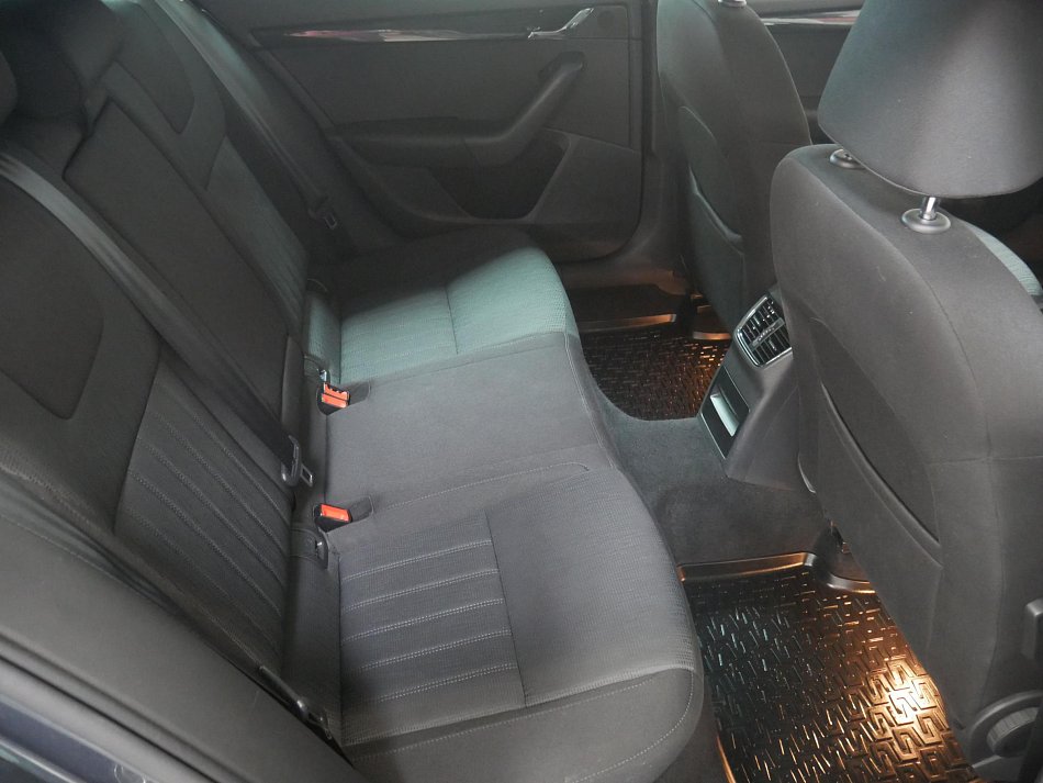 Škoda Octavia III 1.6TDi 