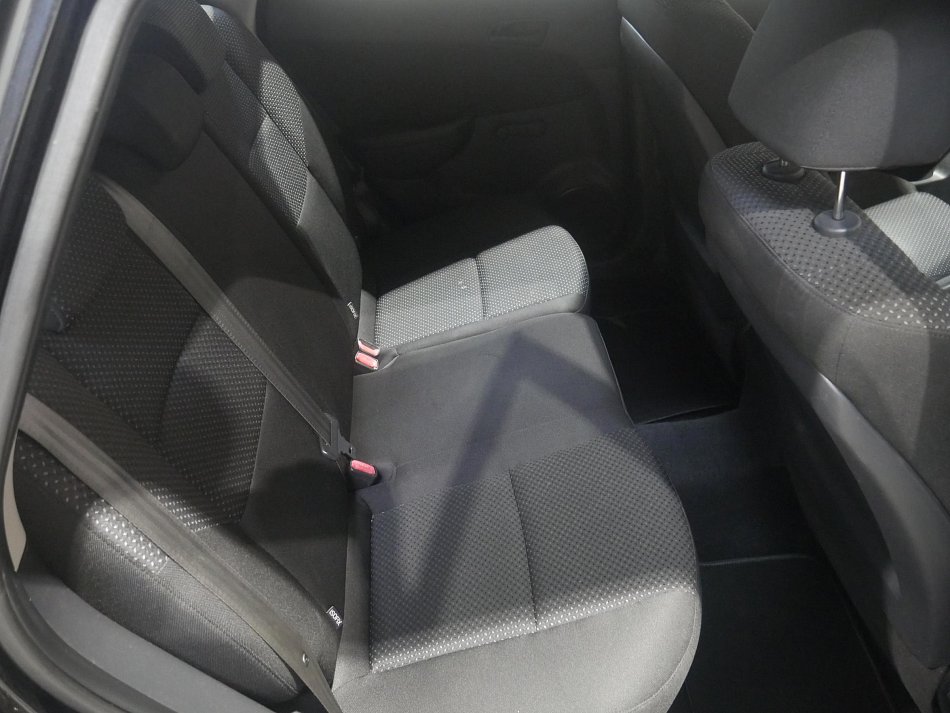 Hyundai I30 1.4CVVT 