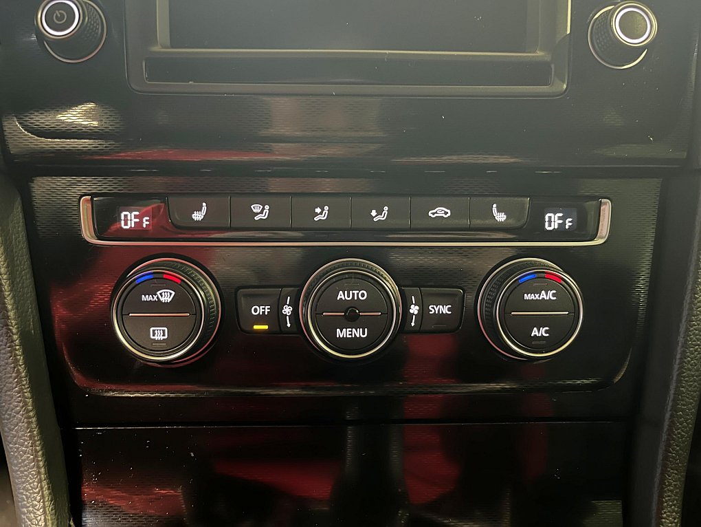 Volkswagen Golf 2.0 TDi GTD