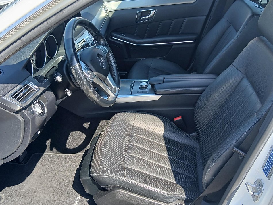 Mercedes-Benz Třída E 3.0 CDi  4Matic