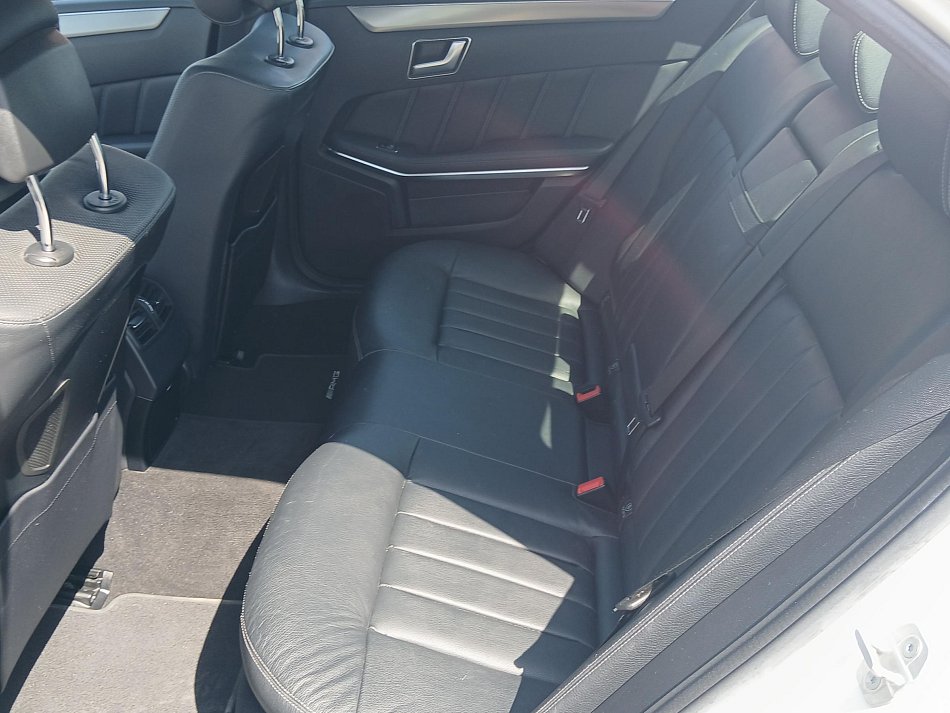 Mercedes-Benz Třída E 3.0 CDi  4Matic