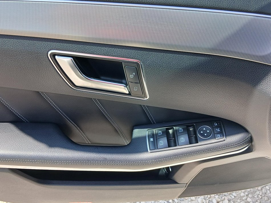 Mercedes-Benz Třída E 3.0 CDi  4Matic