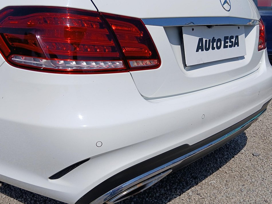 Mercedes-Benz Třída E 3.0 CDi  4Matic