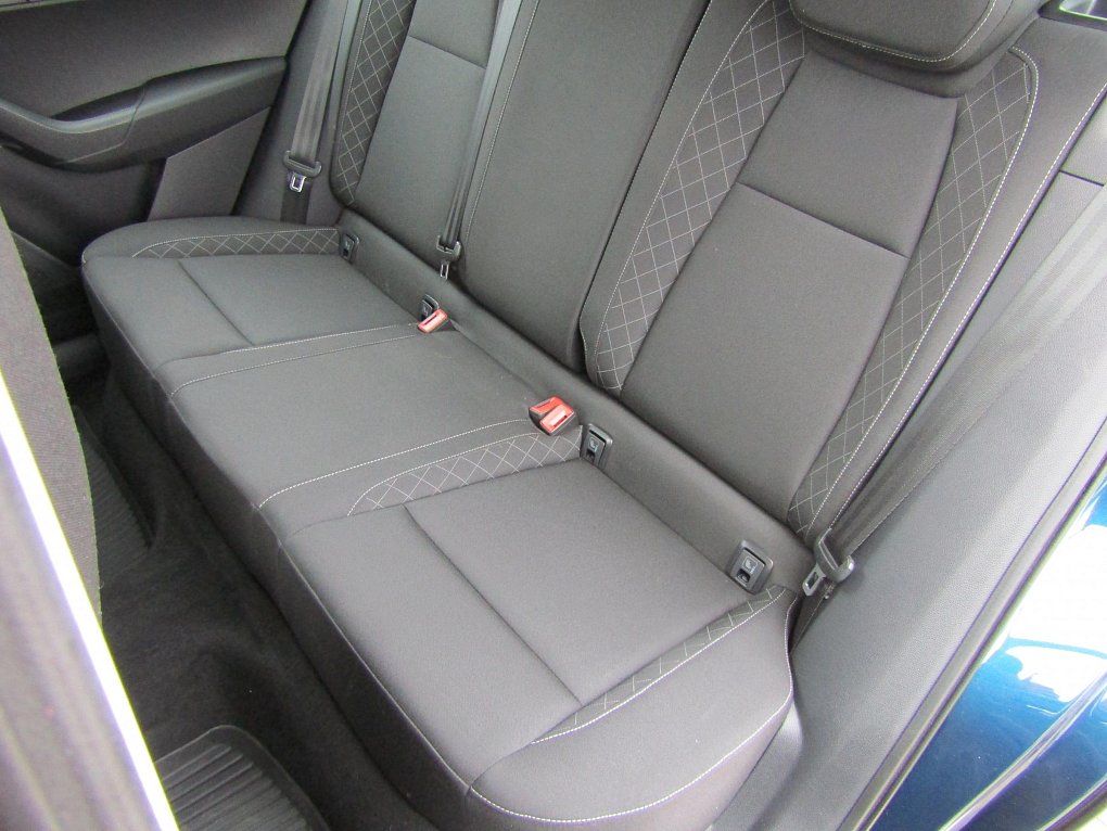 Škoda Karoq 1.6 TDi Ambition