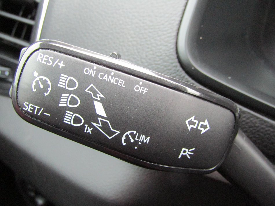 Škoda Karoq 1.6 TDi Ambition