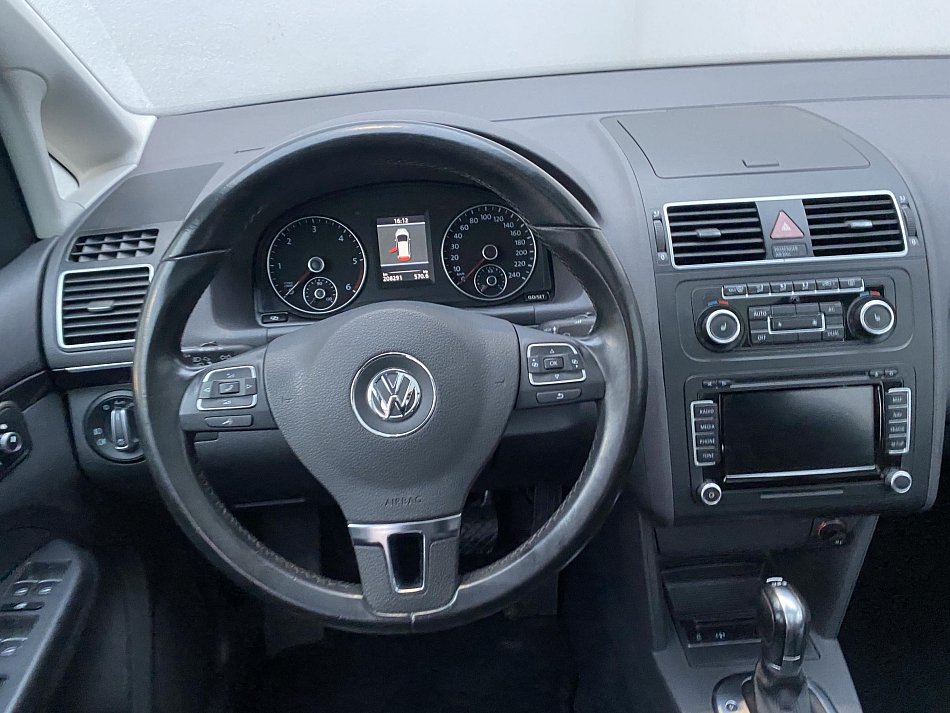 Volkswagen Touran 2.0 TDi Highline