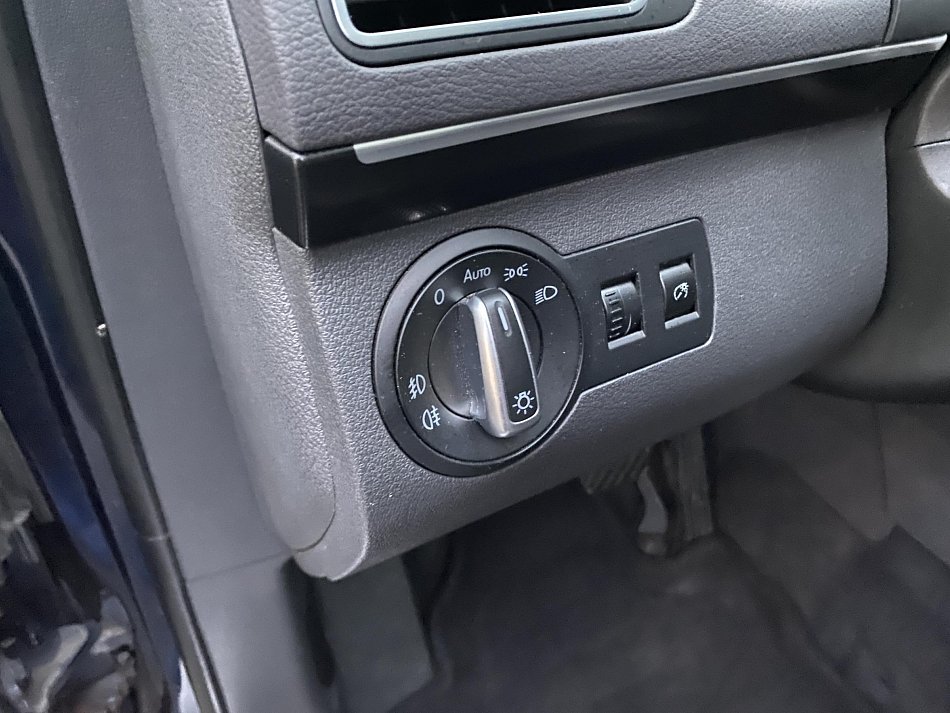 Volkswagen Touran 2.0 TDi Highline