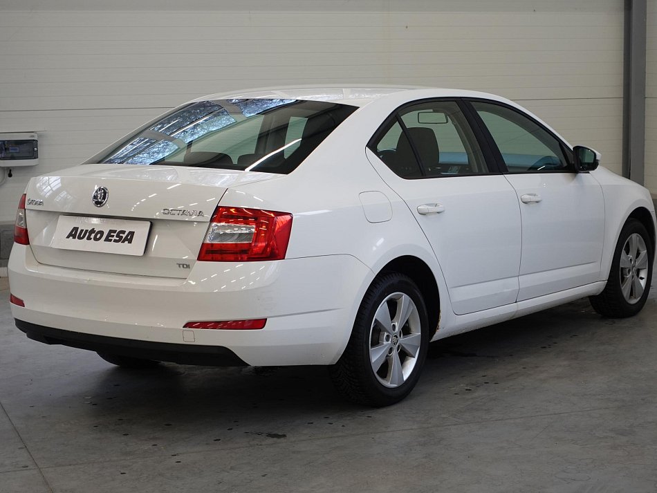 Škoda Octavia III 1.6TDi Elegance