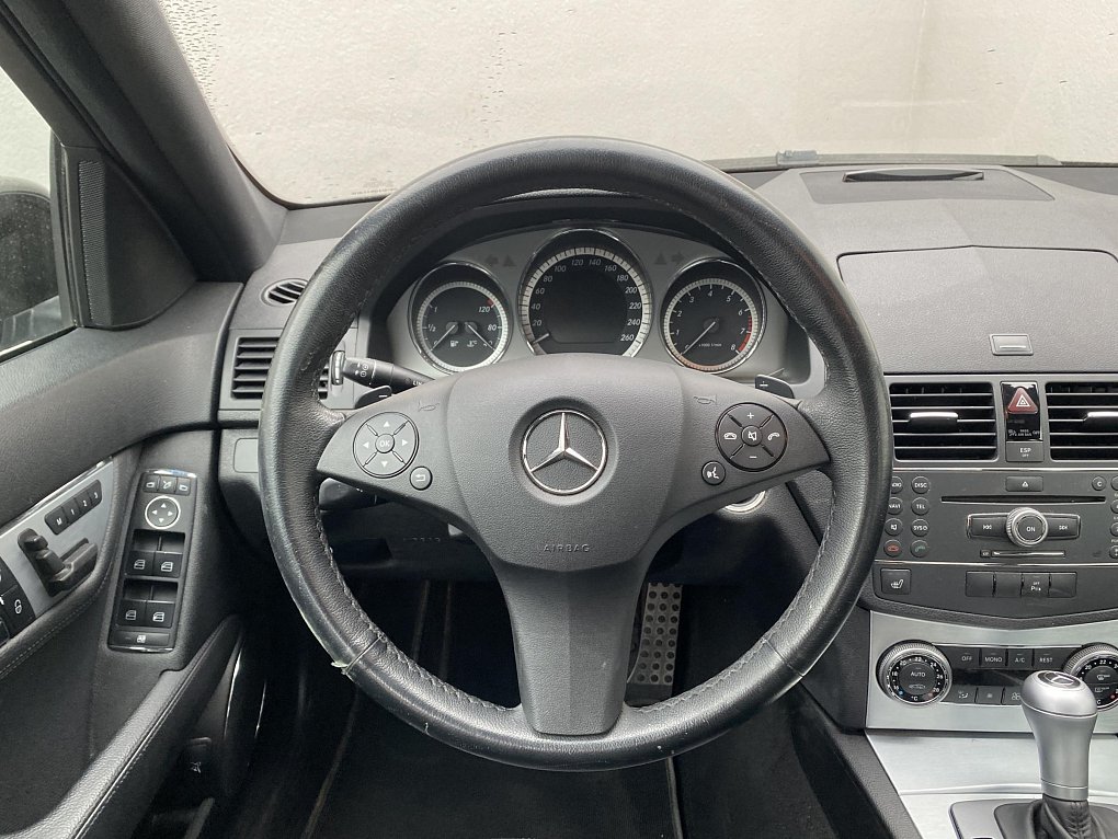 Mercedes-Benz Třída C 3.5 CGi Avantgarde 350