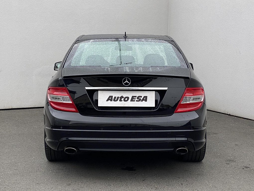 Mercedes-Benz Třída C 3.5 CGi Avantgarde 350