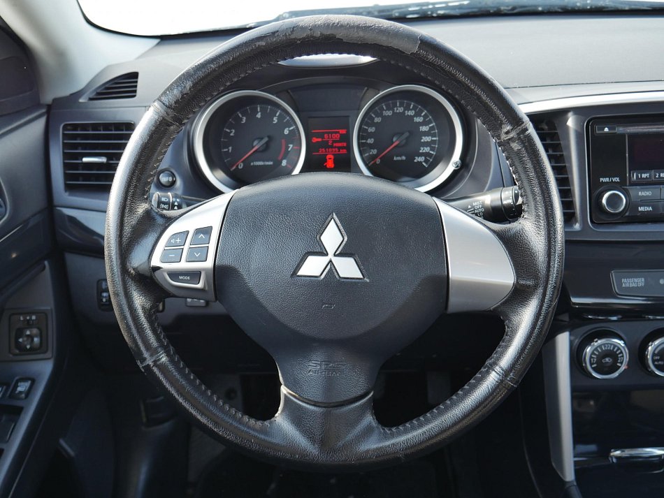 Mitsubishi Lancer 1.6i 
