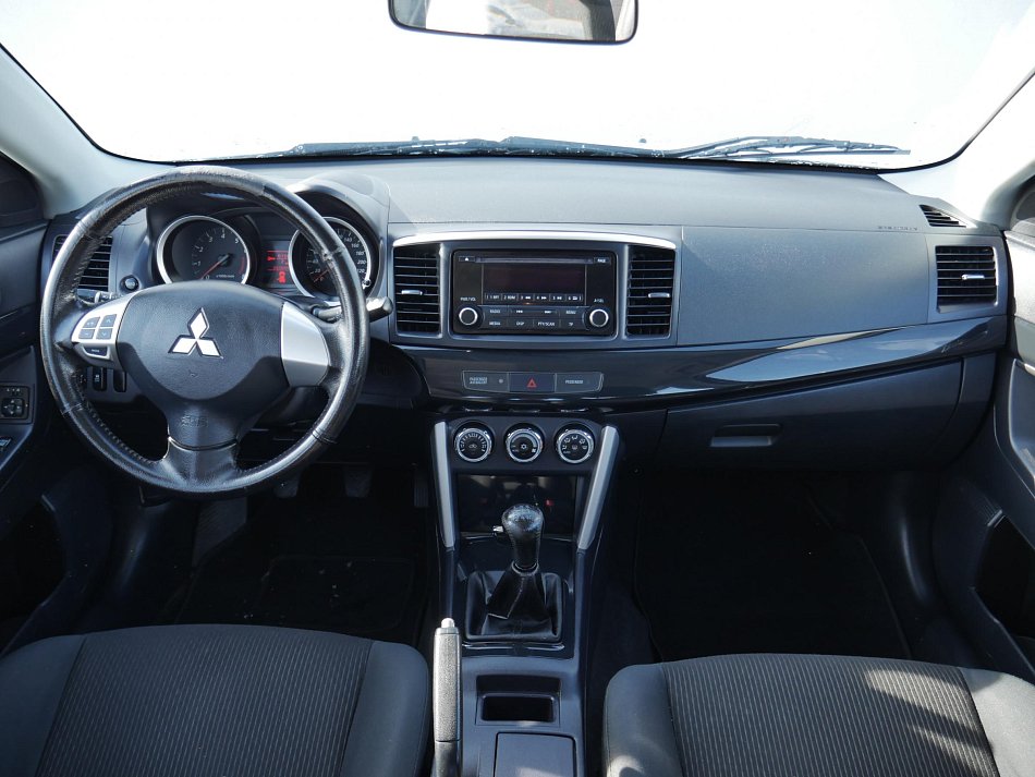 Mitsubishi Lancer 1.6i 