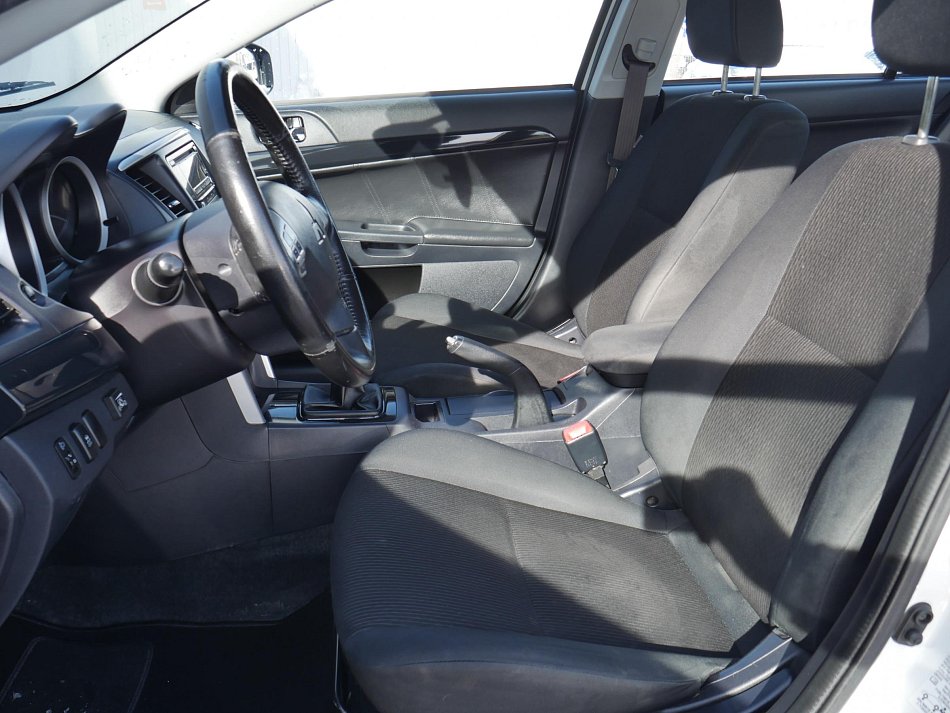 Mitsubishi Lancer 1.6i 