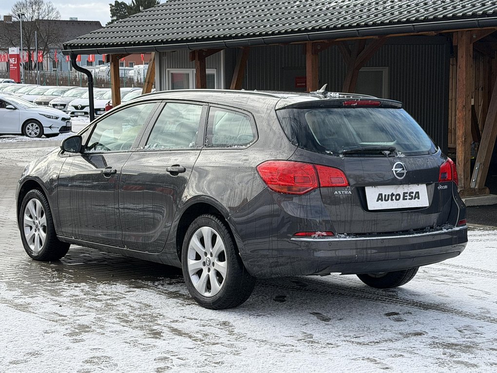Opel Astra 1.6CDTi 