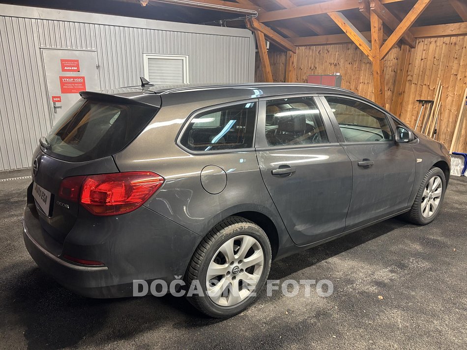 Opel Astra 1.6CDTi 