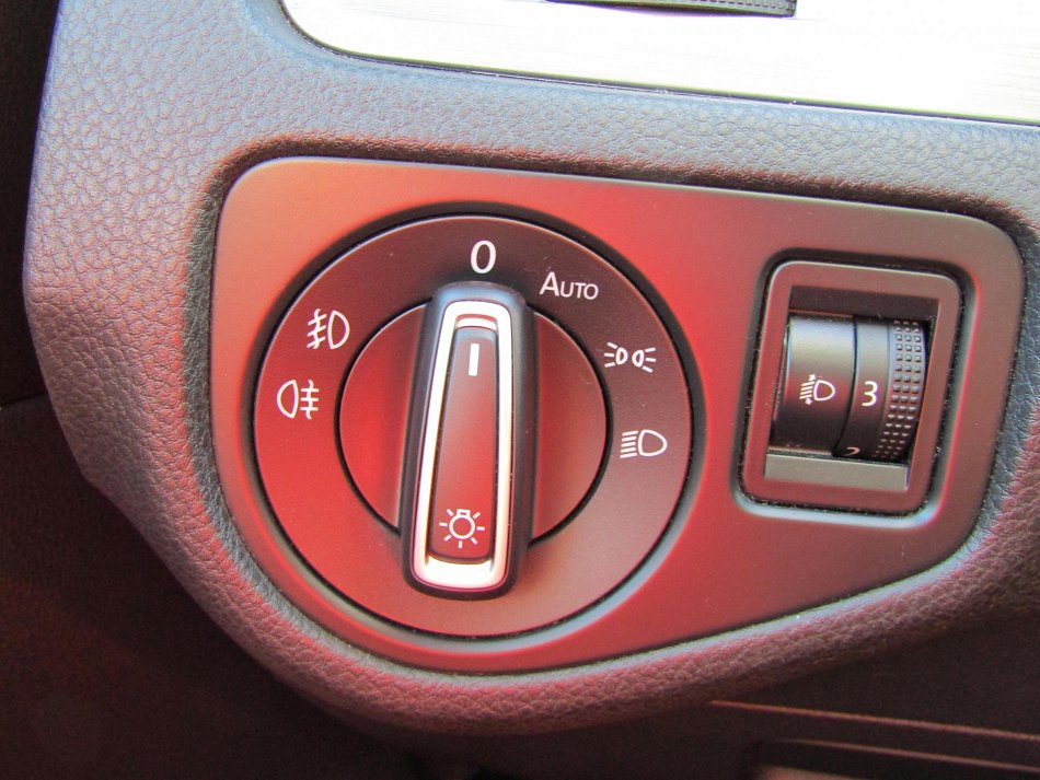 Volkswagen Golf 1.6 TDi 