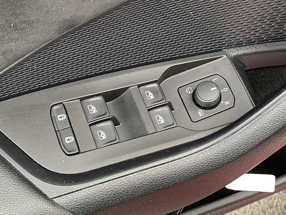 Škoda Octavia IV 2.0TDi RS