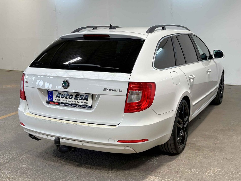 Škoda Superb II 2.0 TDi Elegance