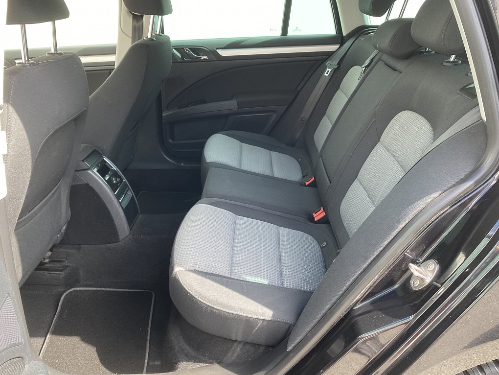 Škoda Superb II 2.0 TDi Ambition