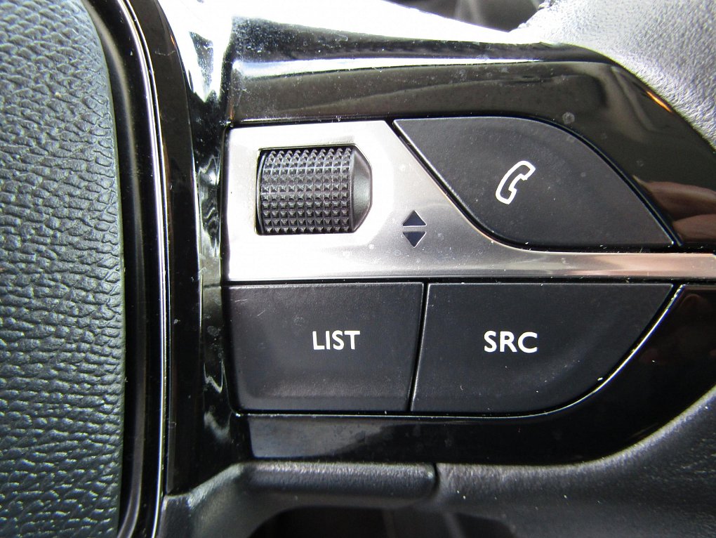 Peugeot 2008 1.2 PT Active