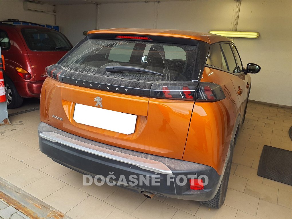 Peugeot 2008 1.2 PT Active
