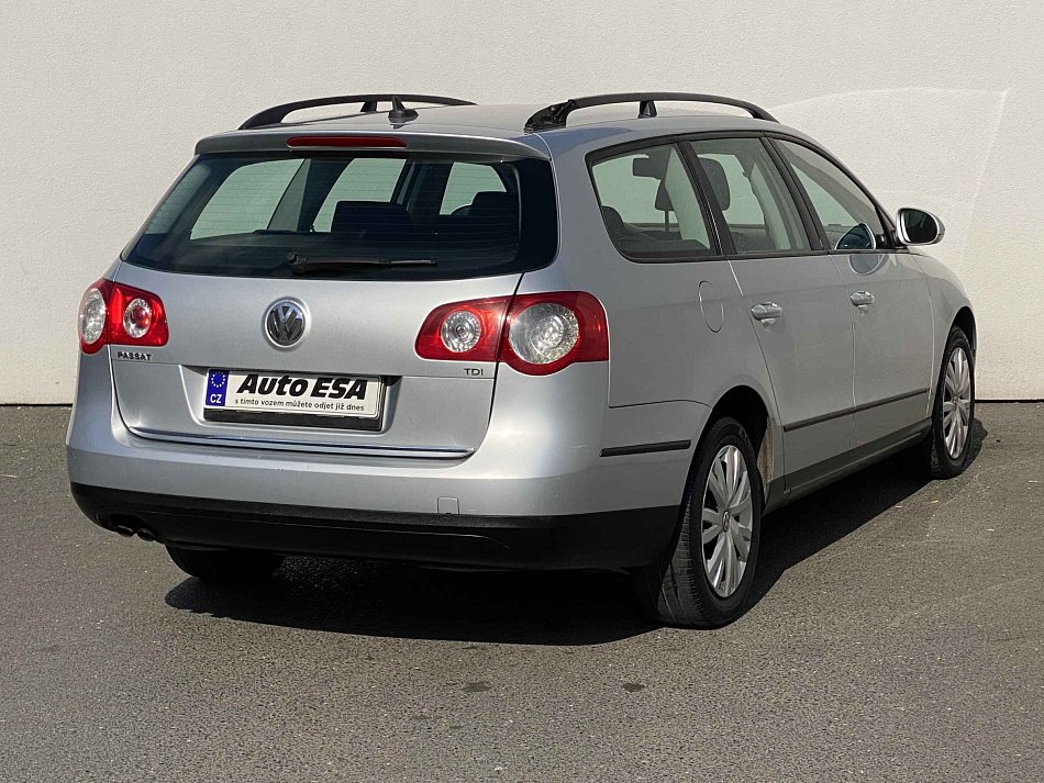 Volkswagen Passat 1.9TDi 